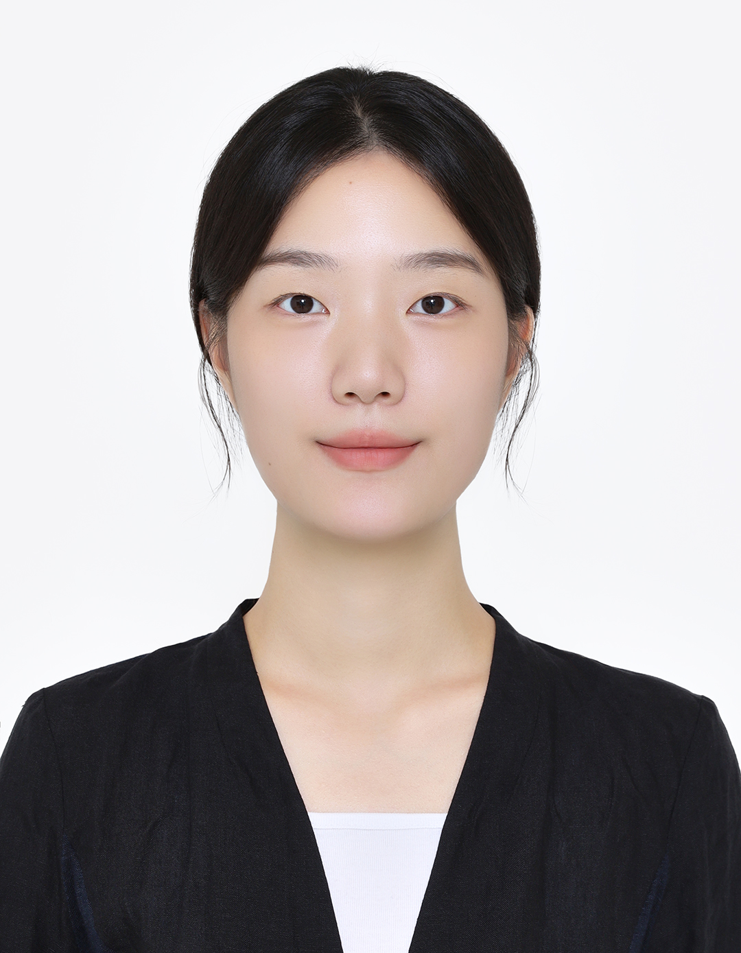 General Officer - Yi Ryung Joo